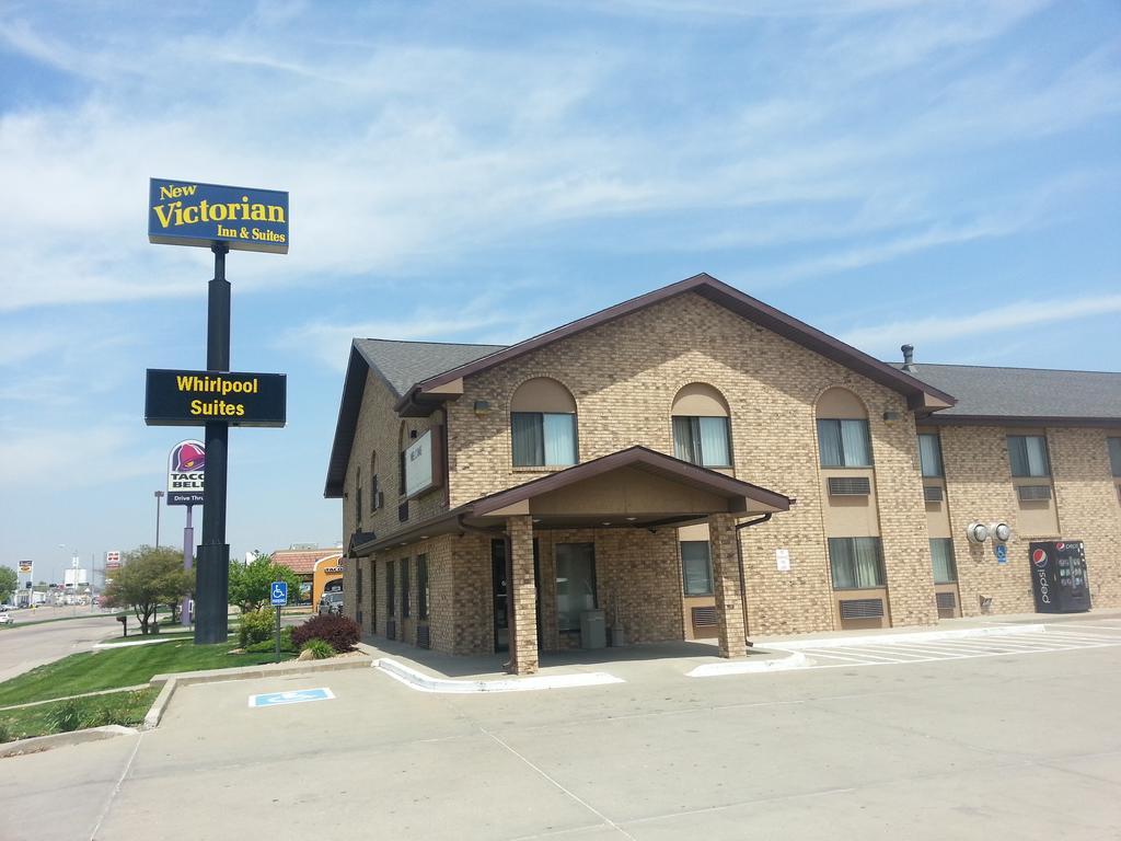 New Victorian Inn & Suites Kearney Exterior foto